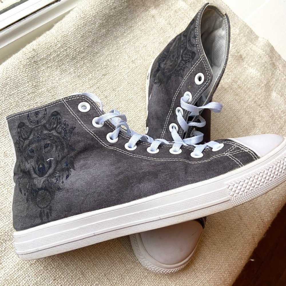 Gray High-Top Sneakers with Wolf Design